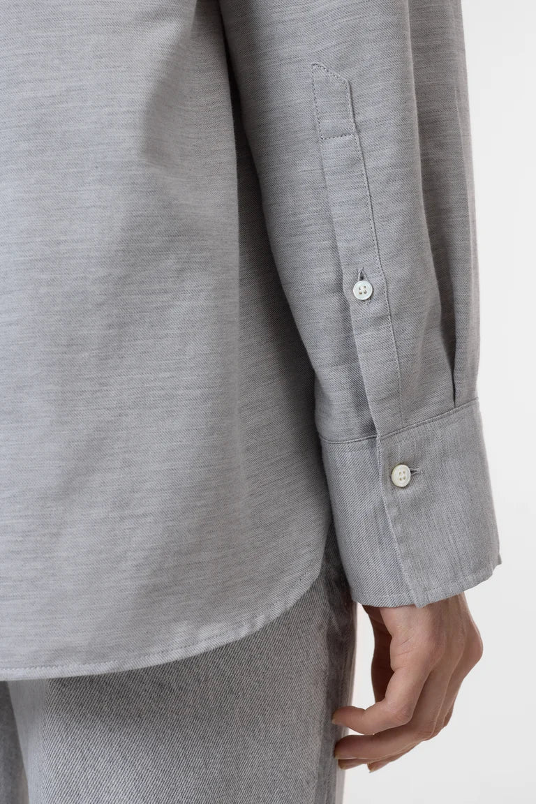 Closed Asymmetric shirt made of cotton mix