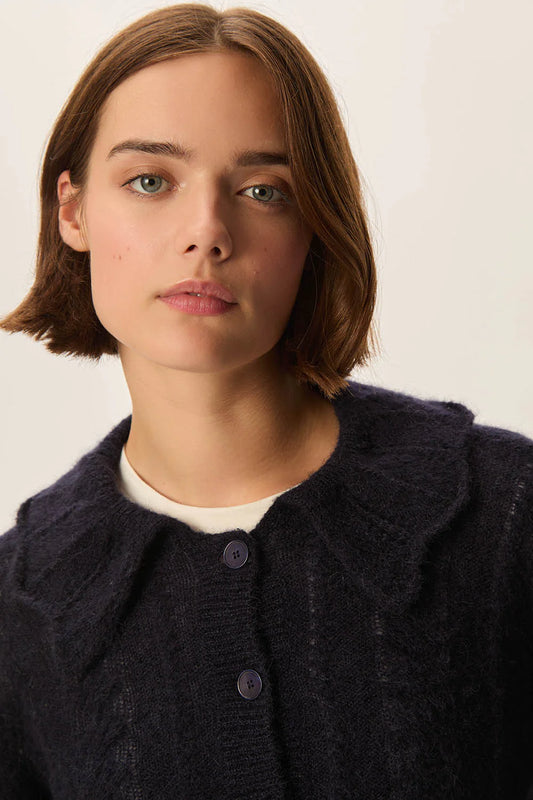 Des petits hauts vest capucine marine blauw