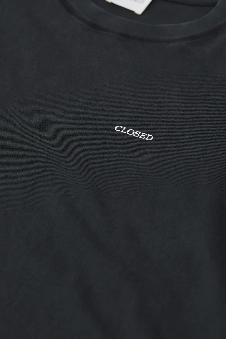 Closed t shirt made of organic cotton