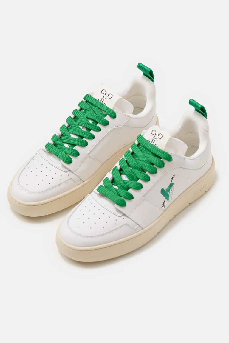 Closed Sneaker Low made of leather