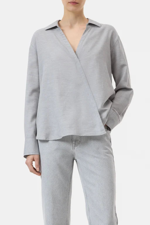 Closed Asymmetric shirt made of cotton mix