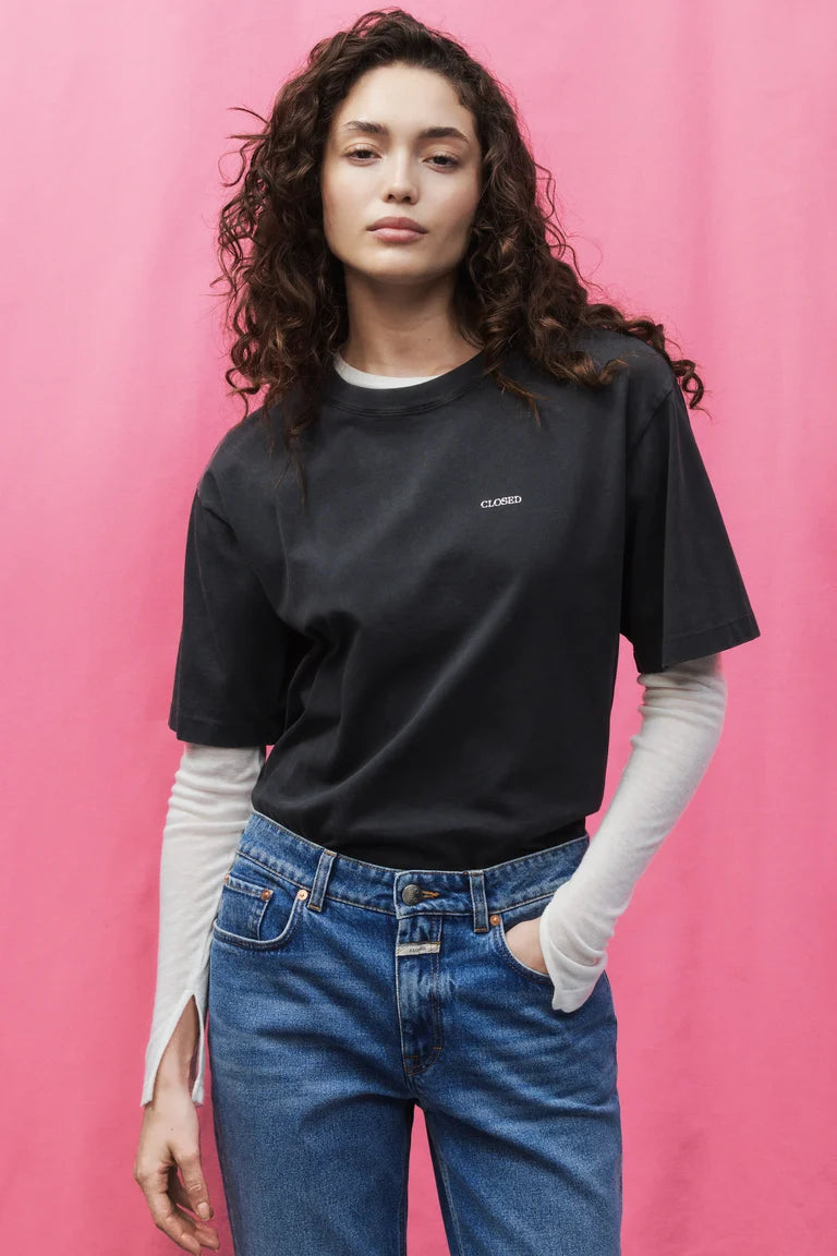Closed t shirt made of organic cotton