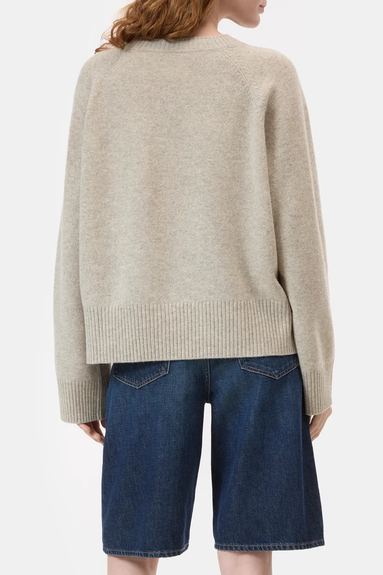 Closed wool jumper