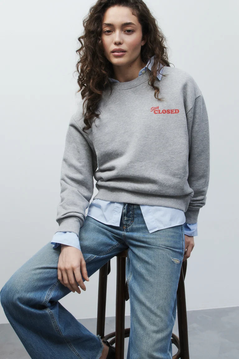 Closed sweatshirt in a cotton blend